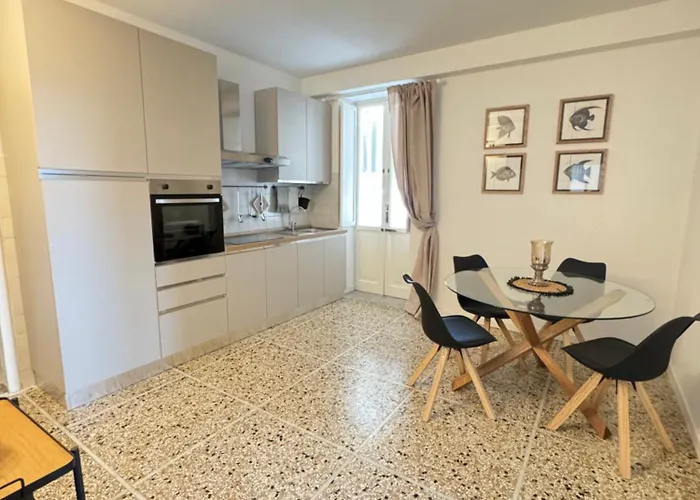 Vista Mare 마리나디피사